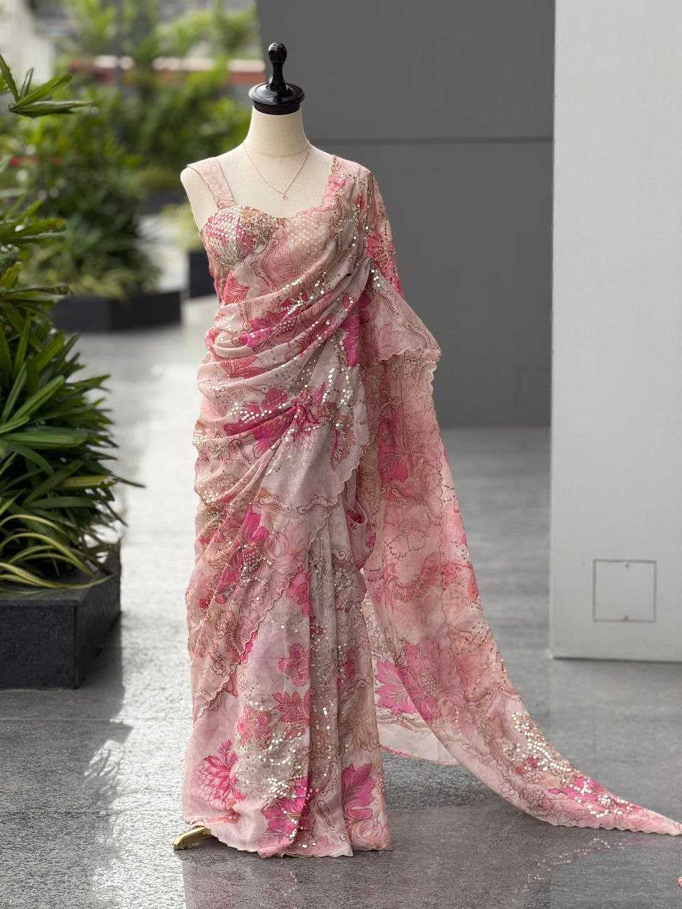 Aura Silk  Designer Party Wear Sarees